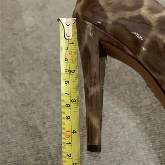 Vince Camuto heels - Picture 7 of 7